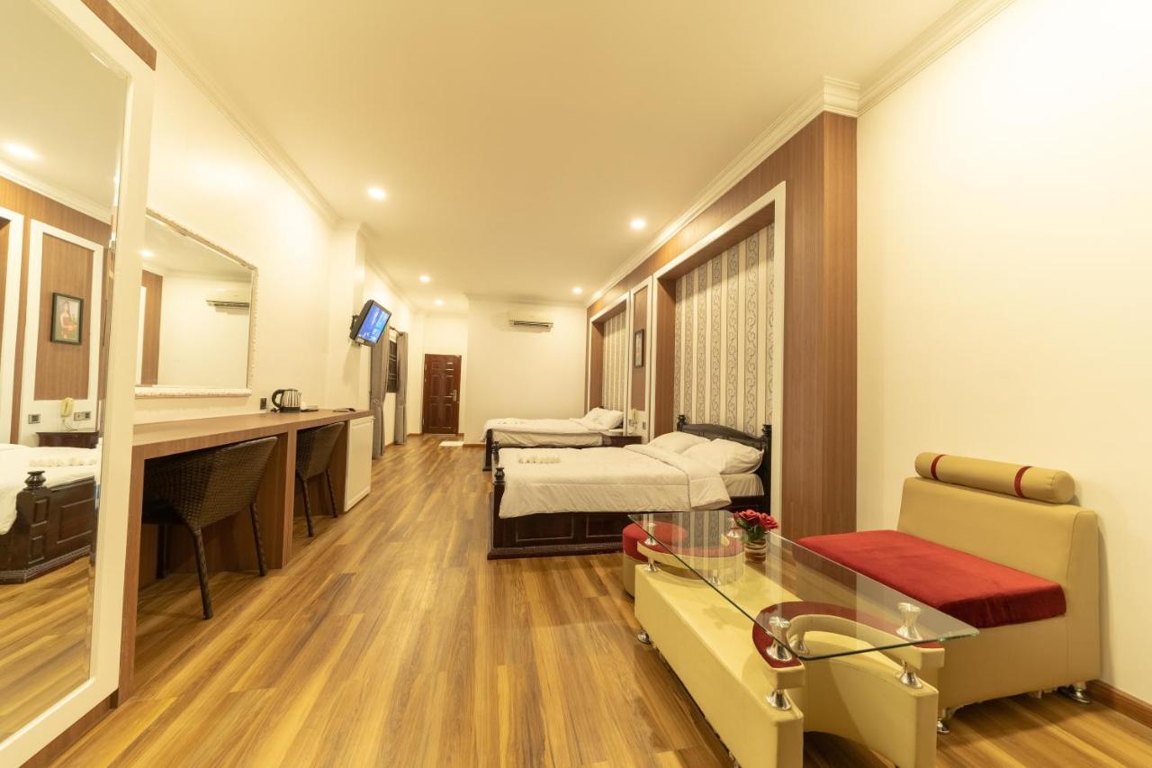 4 Rivers Hotel Phnom Penh Exterior photo